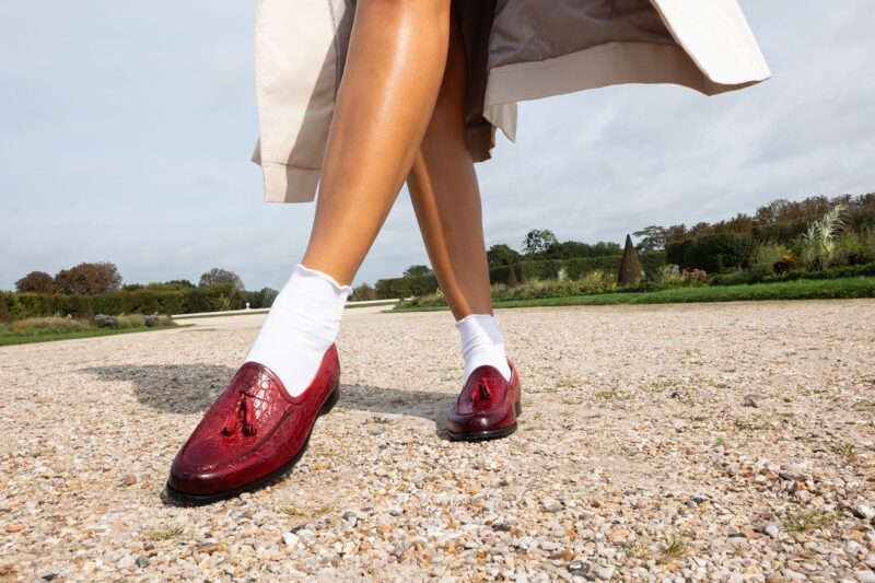 looks-com-scarpin-vermelho-feminino