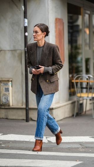 look-bota-marrom-feminino