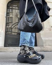 look-com-crocs-feminino