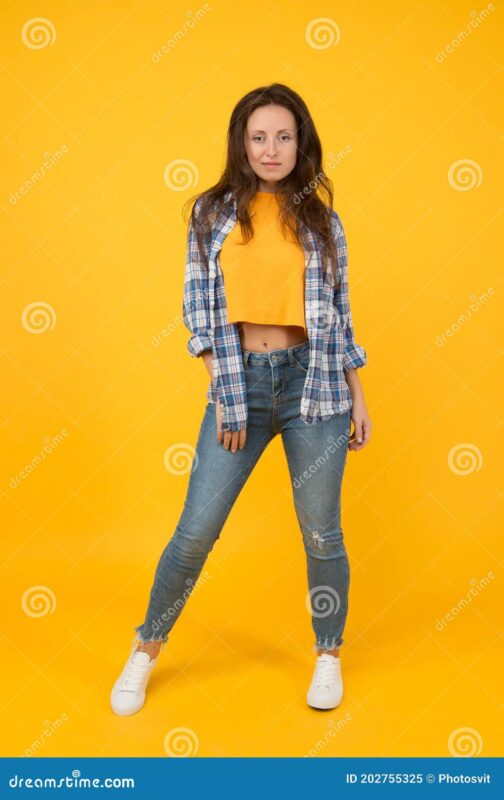 look-amarelo-feminino
