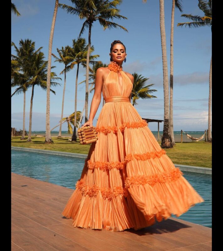 look-para-casamento-na-praia-convidada-feminino