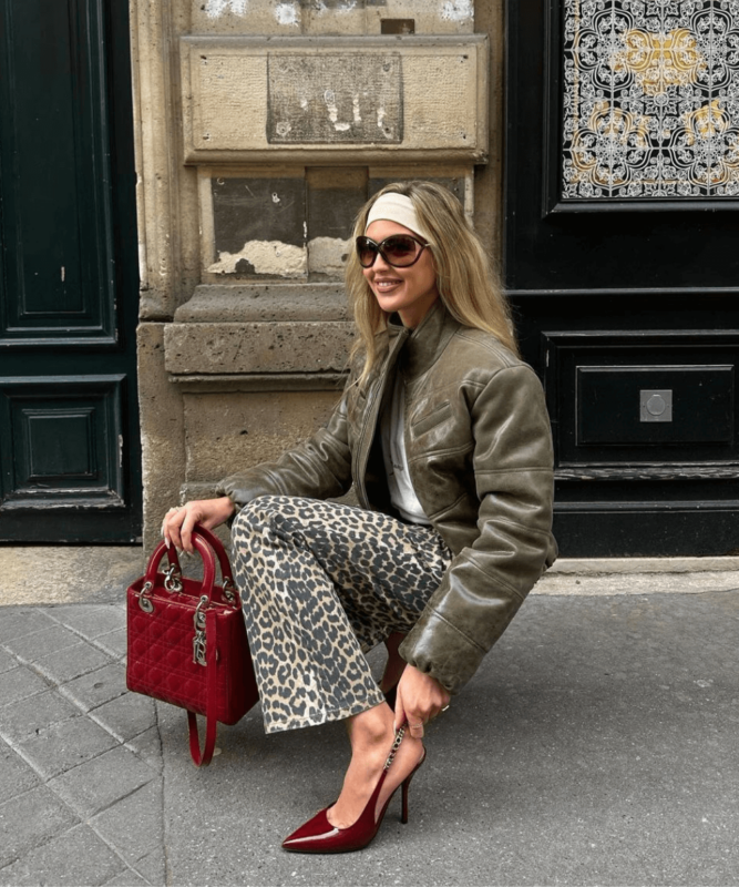 looks-com-scarpin-vermelho-feminino