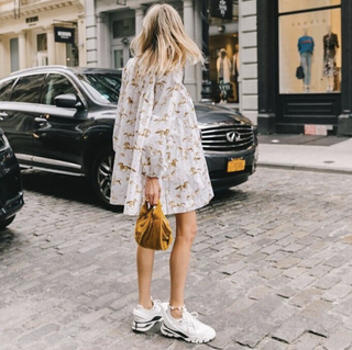 looks-com-tenis-esportivo-feminino