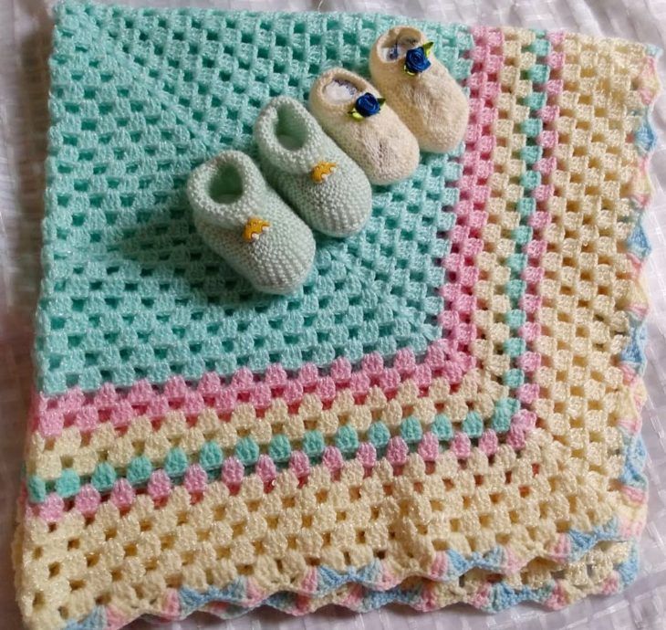 Manta de crochê para bebê: vídeos com ...