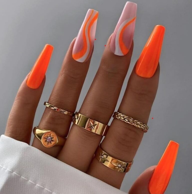 Unhas Laranjas Decoradas: A Explosão de Cor que Você Precisa!