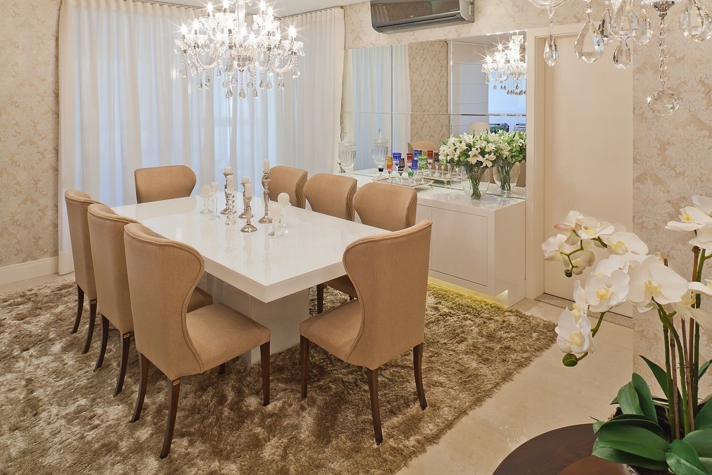 Espelhos na sala de jantar: 6 ideias de ...