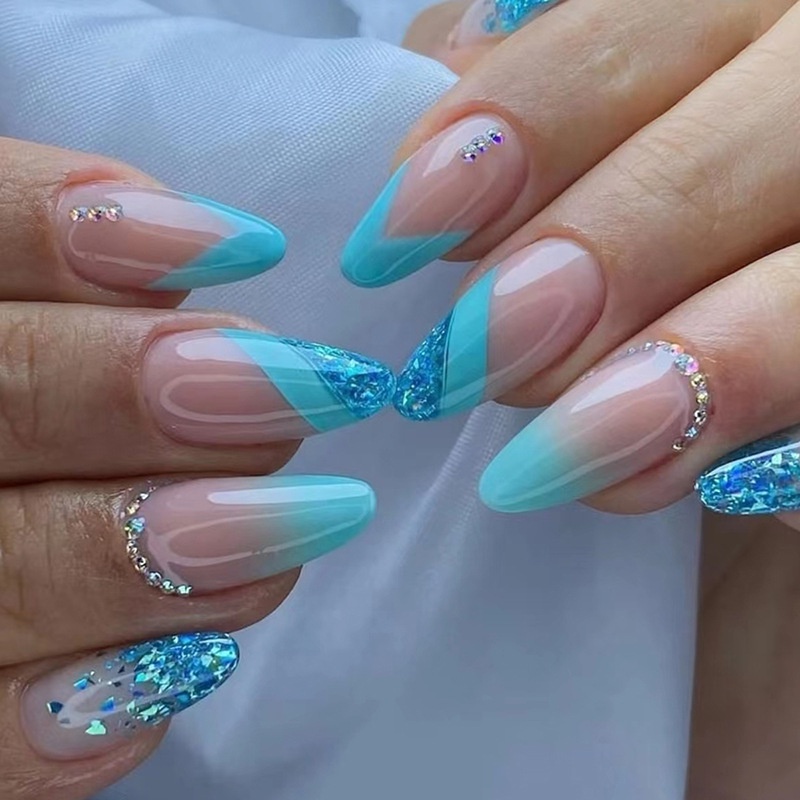 unhas decoradas azul turquesa em ...