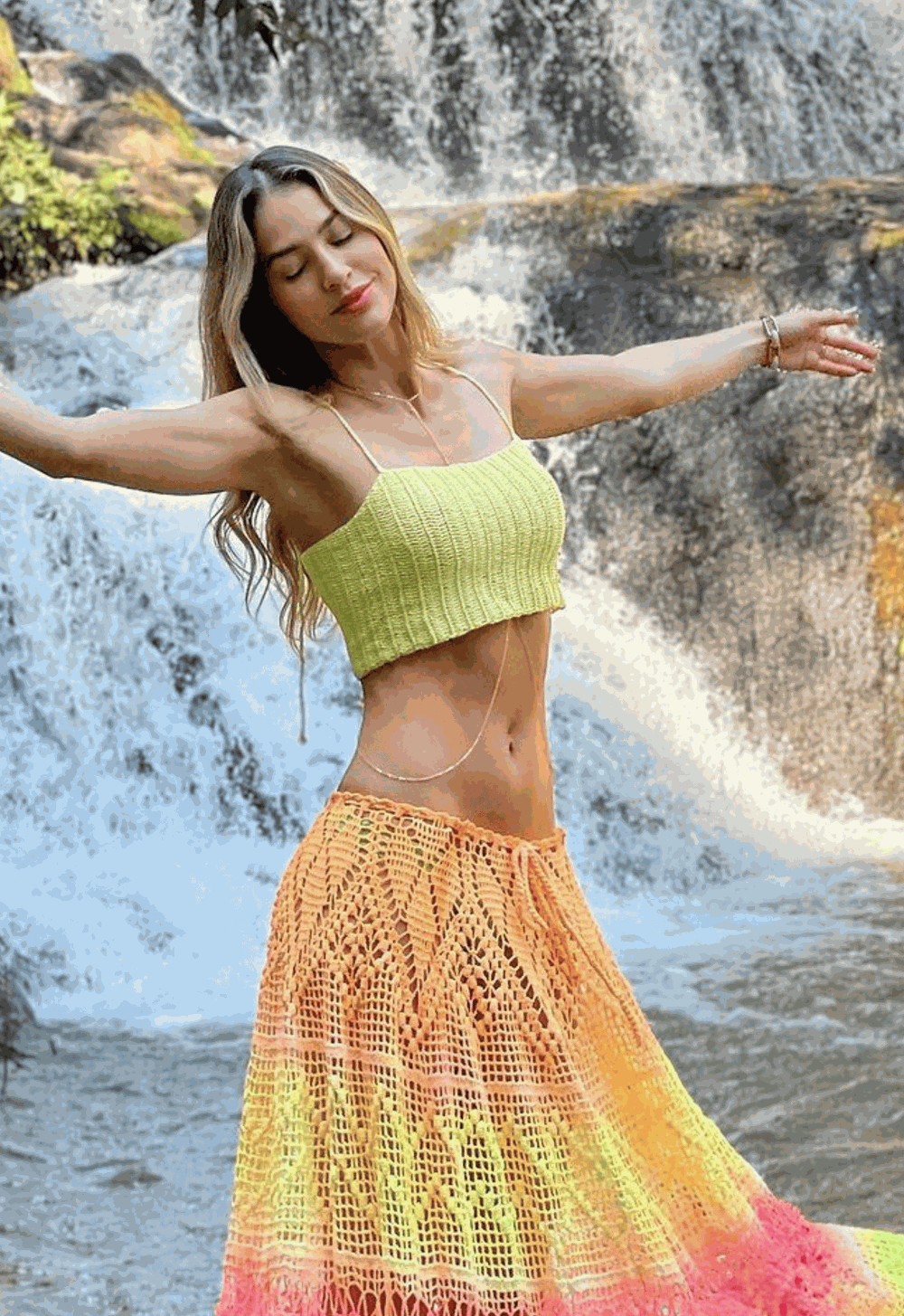 cropped de crochê amarelo 2212 alix ...