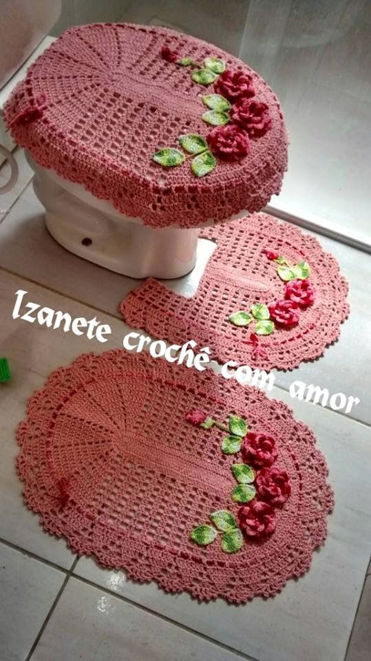 PAP - Jogo de banheiro com flores aplicadas