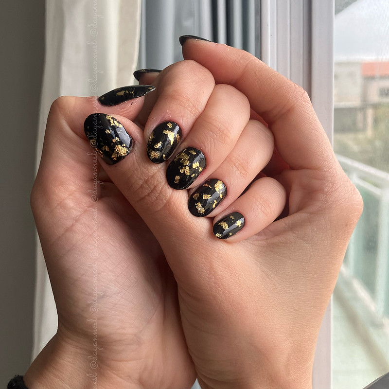 UNHAS DECORADAS: FOLHAS DE OURO + PRETO ...