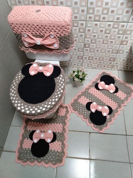 Jogo de banheiro em croche minnie