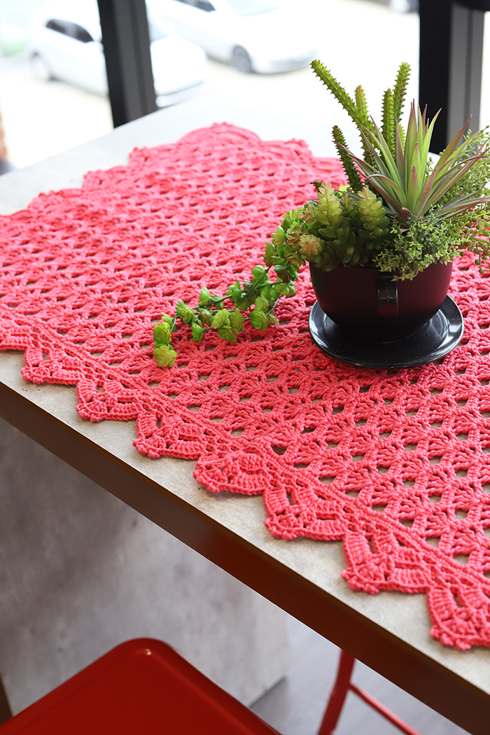 Caminho de Mesa Tropical