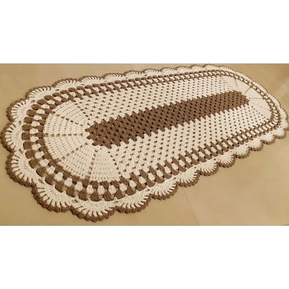 Passadeira de crochê confeccionada a ...