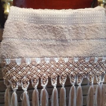 Toalha de lavabo barrado macrame