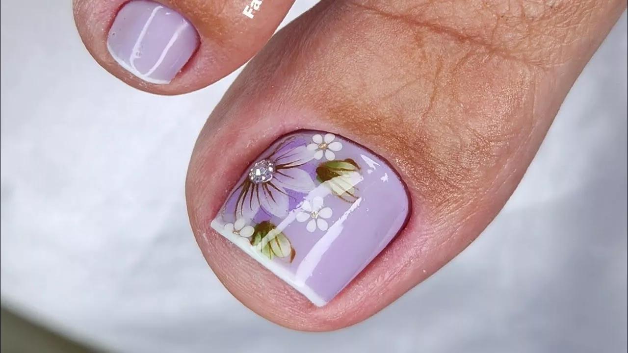 Unhas do Pé Decoradas com Flores ...