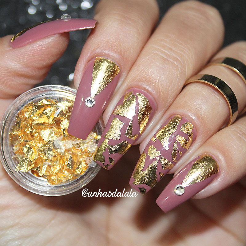 Unhas Decoradas com Folha de Ouro ...