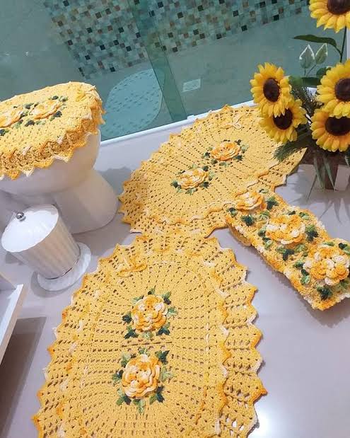 Jogo de tapetes para banheiro em crochê ...