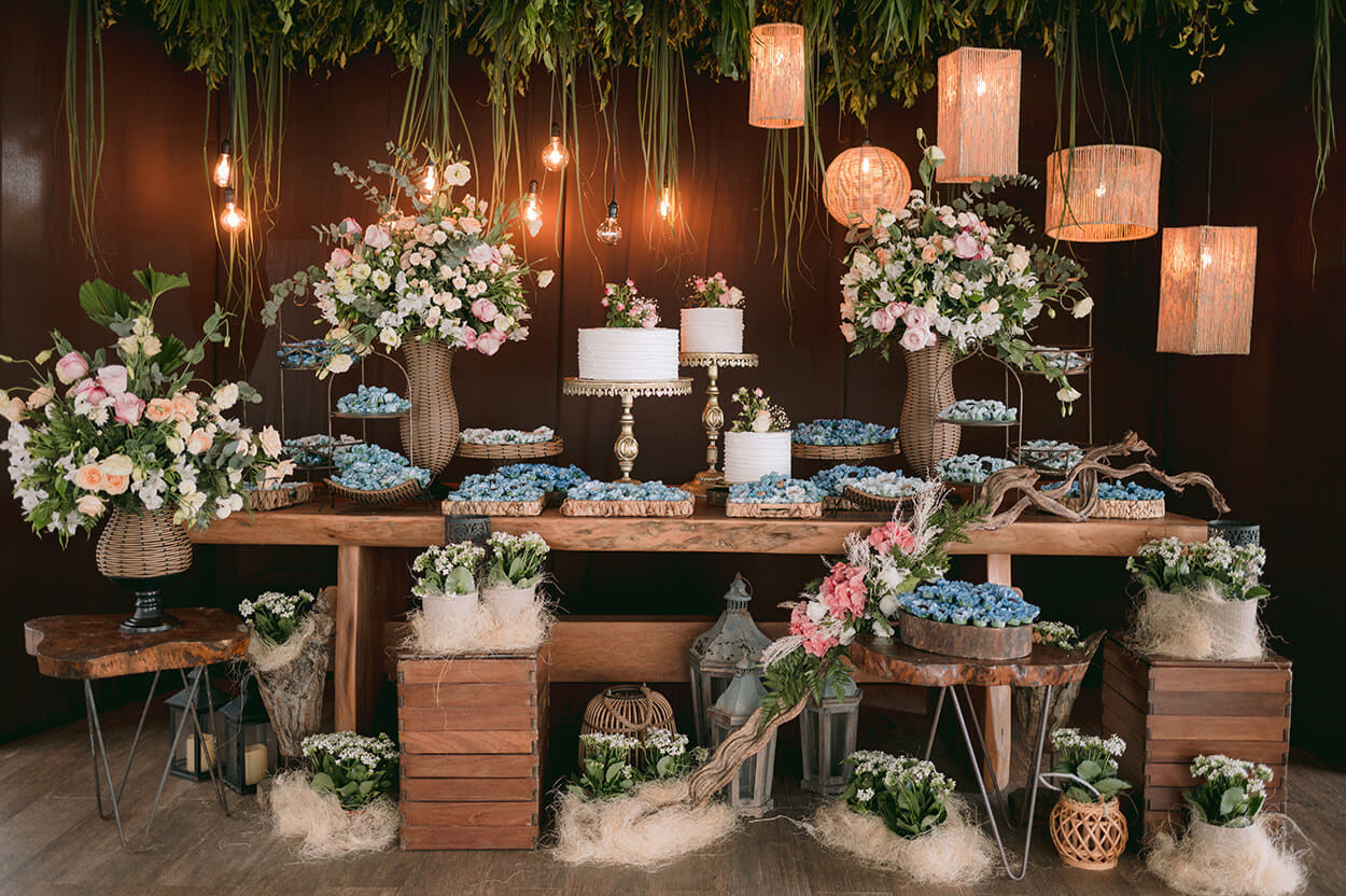 Casamento azul serenity com atmosfera ...