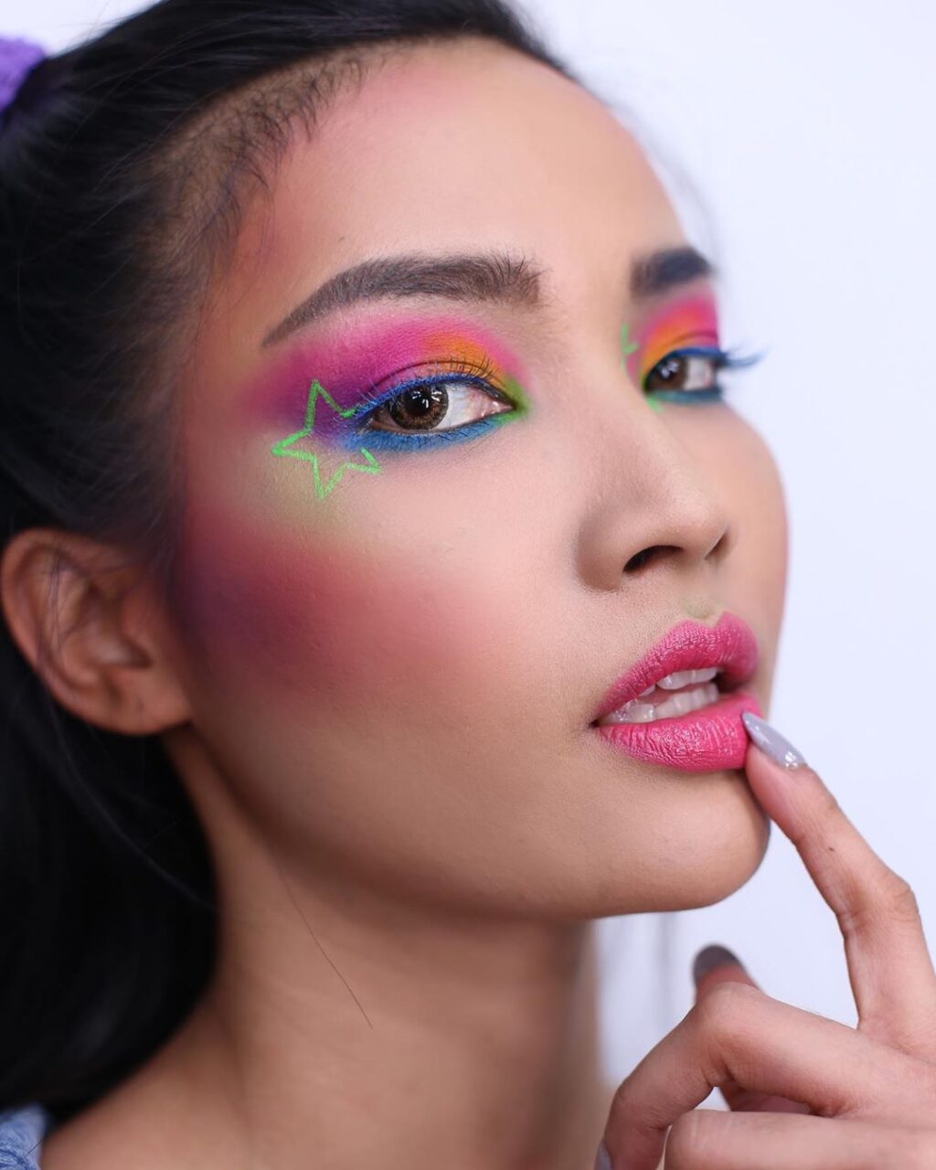 Maquiagem neon: 35 fotos para se ...