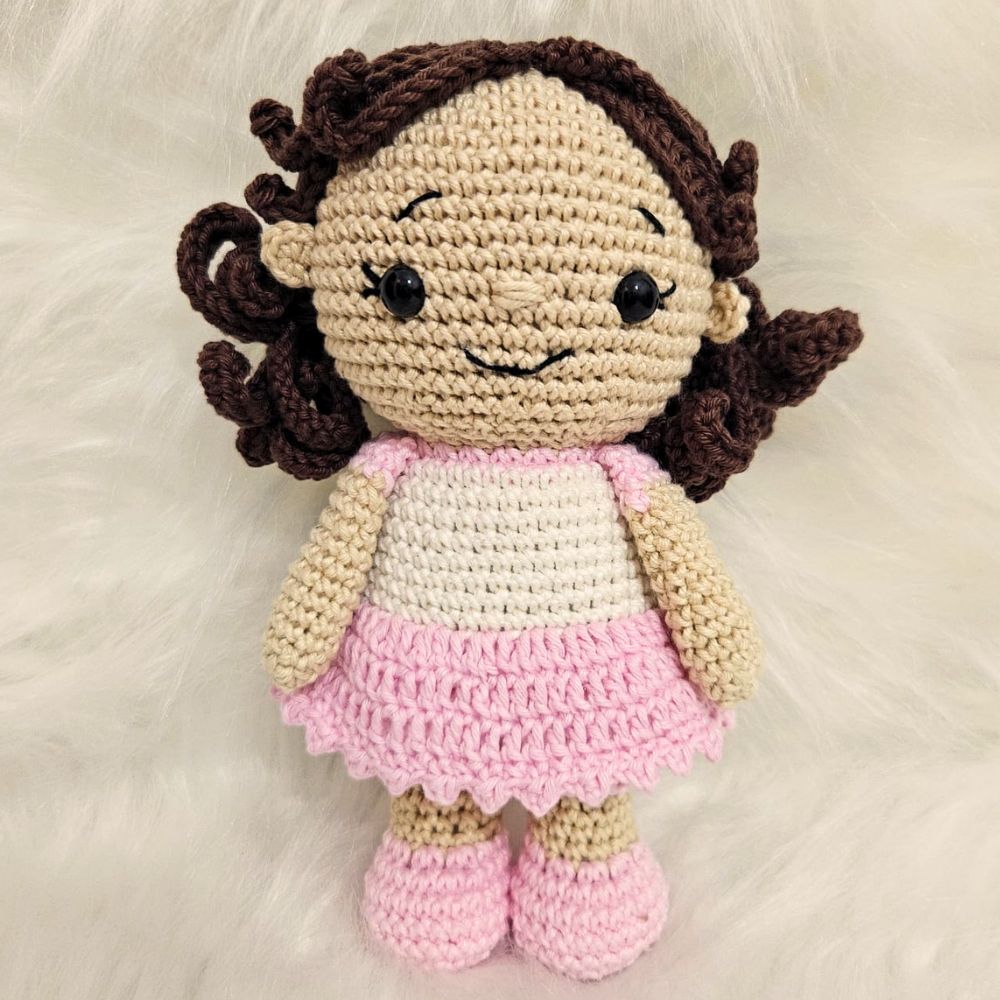 Amigurumi Boneca de Crochê - 19 cm