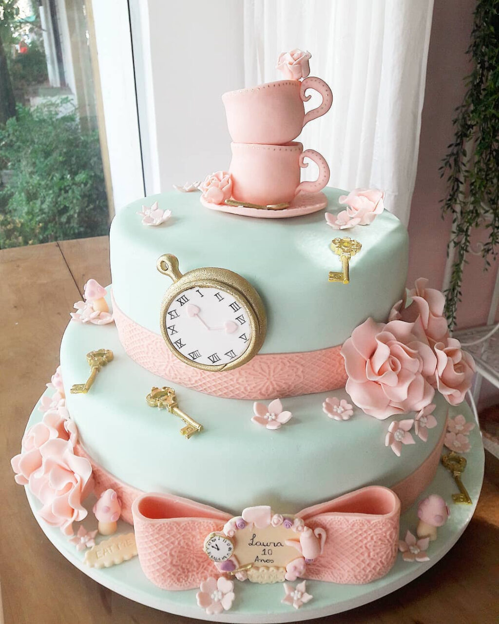 bolo decorado com pasta americana ...