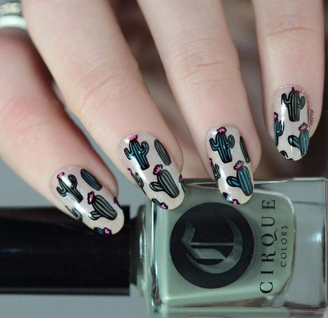 Unhas com desenho de cacto | UnhasEsmaltes