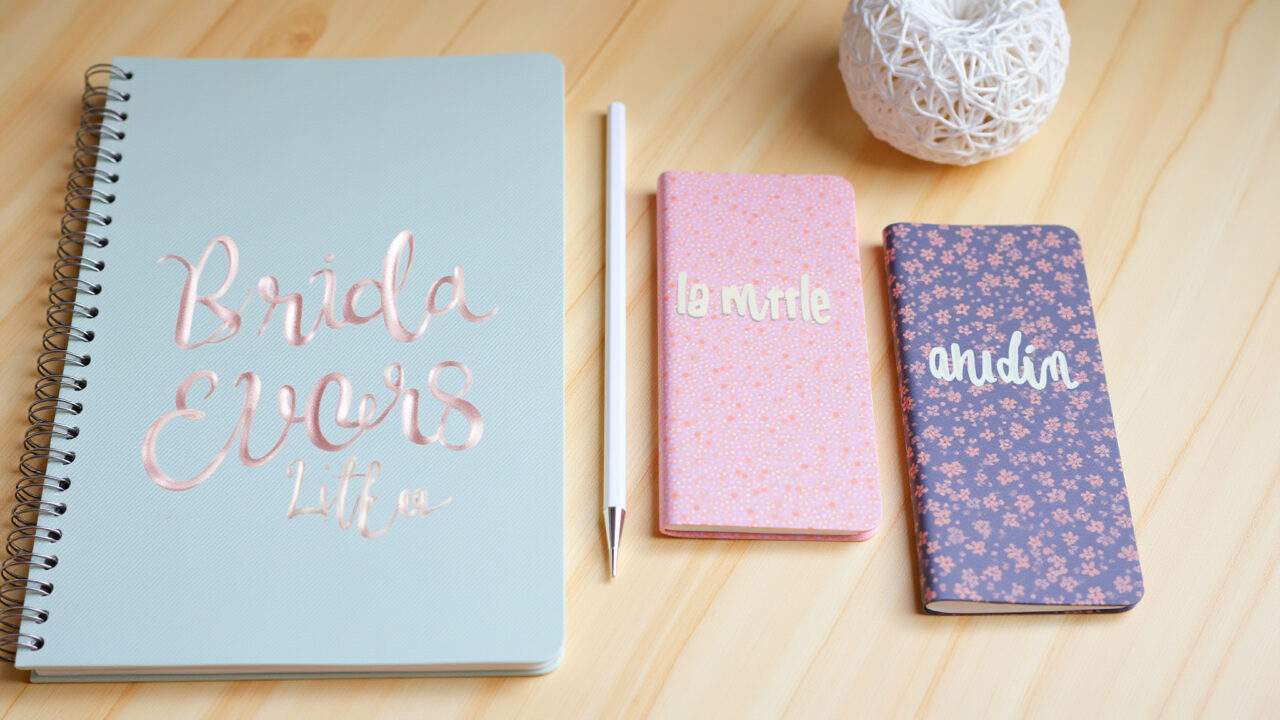 Capas de caderno personalizadas com EVA e PET.