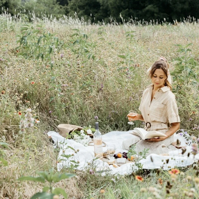How to Create a Picnic Aesthetic