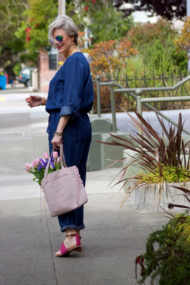 Looks confortáveis para mulheres acima